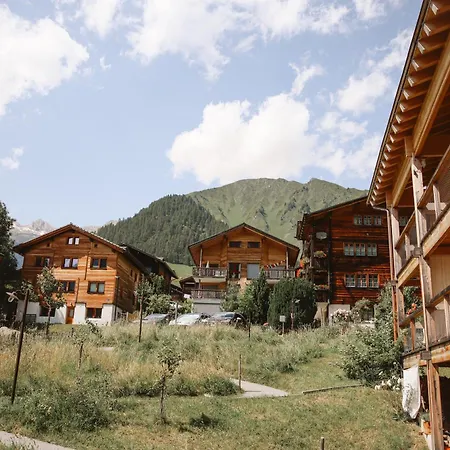 Berglodge Goms מלון Münster