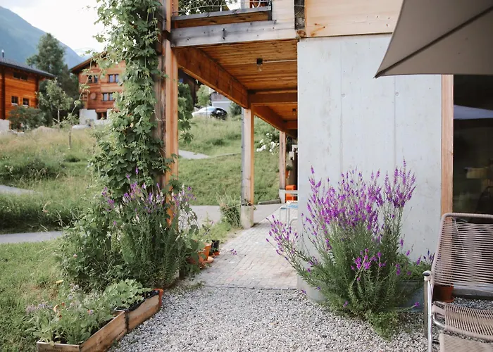 Отель Berglodge Goms *